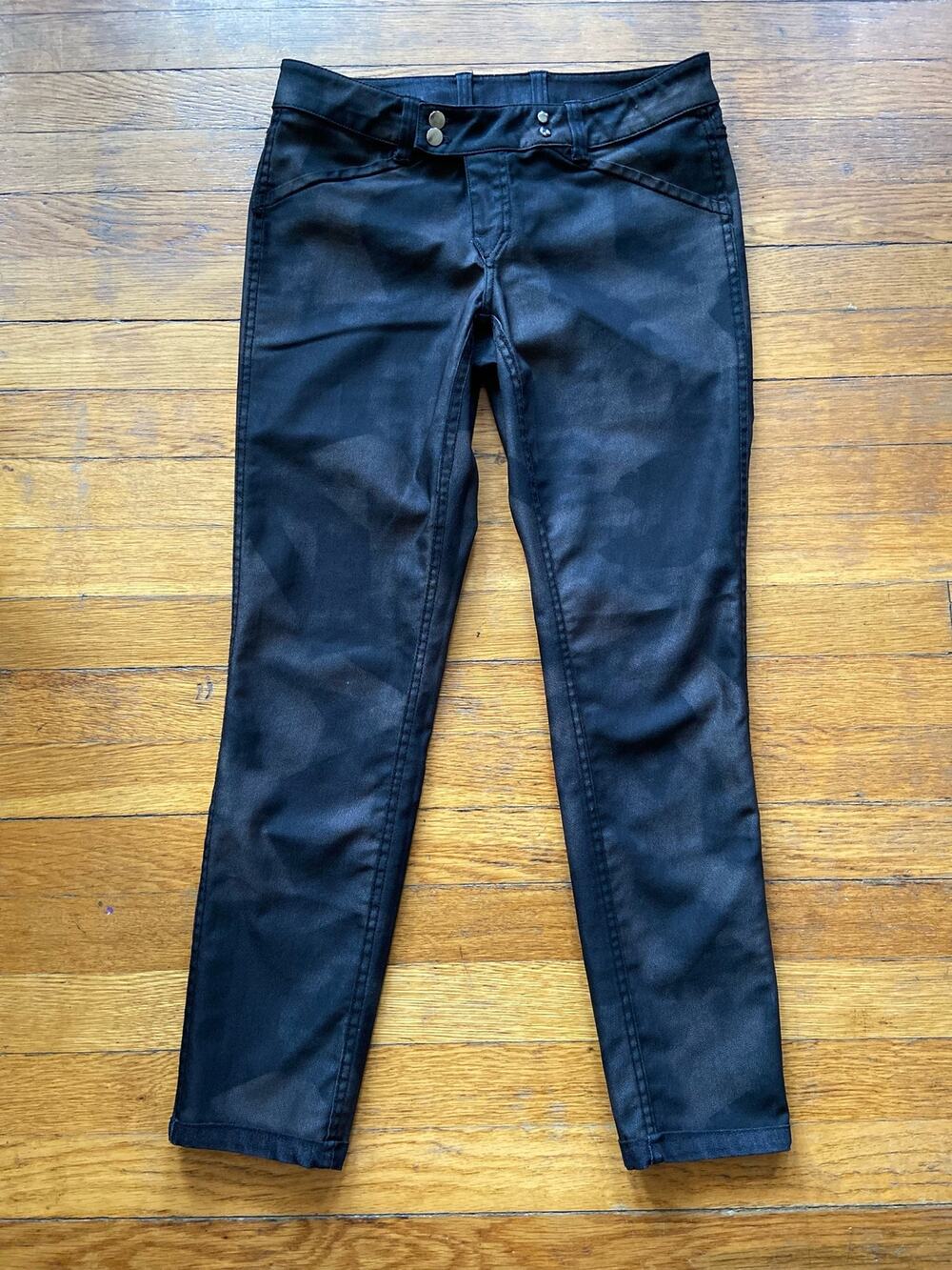 ECRU Low-Rise Camo/Black Reversible Stretch Pants sz 29